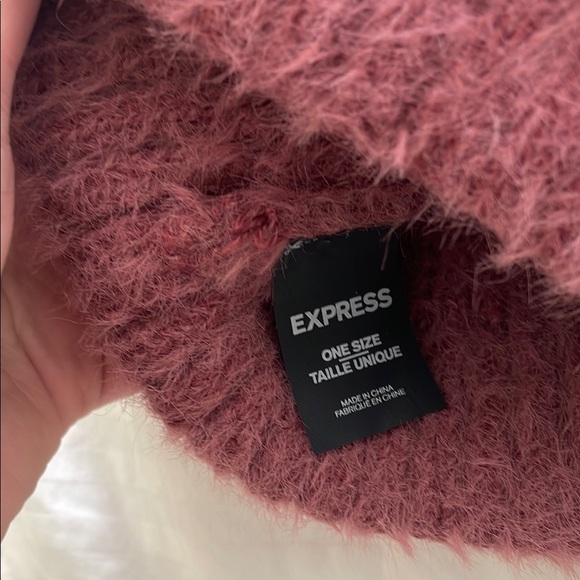 Burgundy Knit Beanie with Pom Pom - Picture 3 of 5
